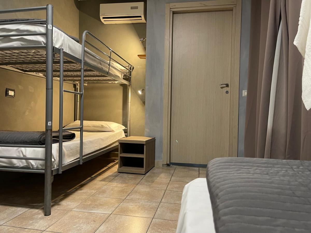 Hostal Old Milán